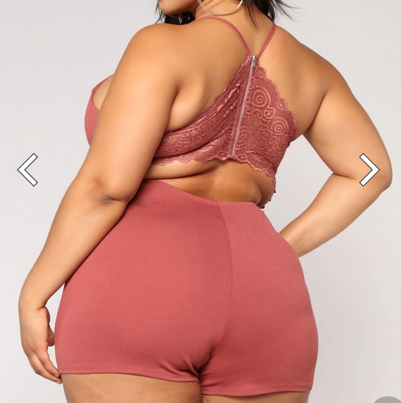 Fashion Nova avi light marsala red shorts jumper romper xl lace stretch - Picture 5 of 9